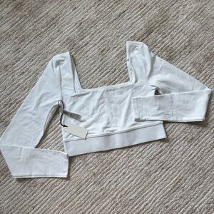 Aritzia Babaton Sylvia Contour White Top